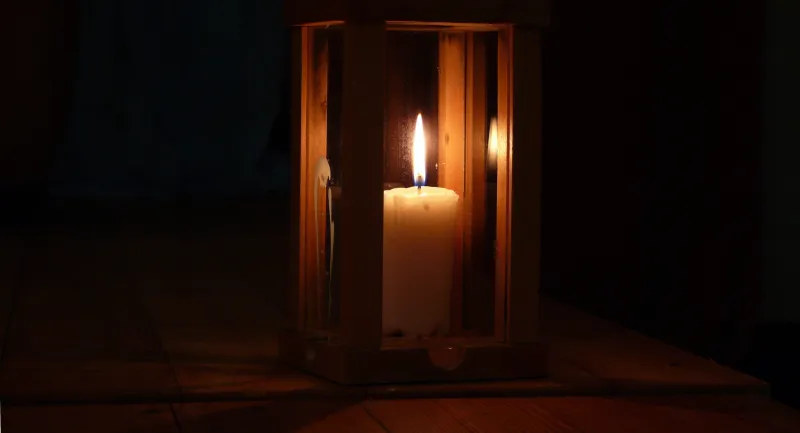 Weihnachtslicht (Foto: Werner Näf) Weihnachtslicht (Foto: Werner Näf)