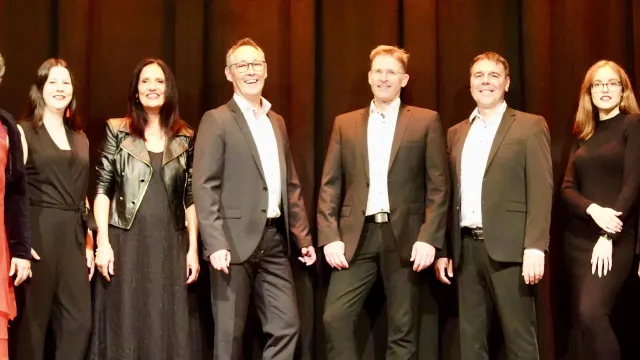 Vocal Ensemble Euphonic (Foto: csm_WST09564_cbb301_euphonic.ch) Vocal Ensemble Euphonic (Foto: csm_WST09564_cbb301_euphonic.ch)