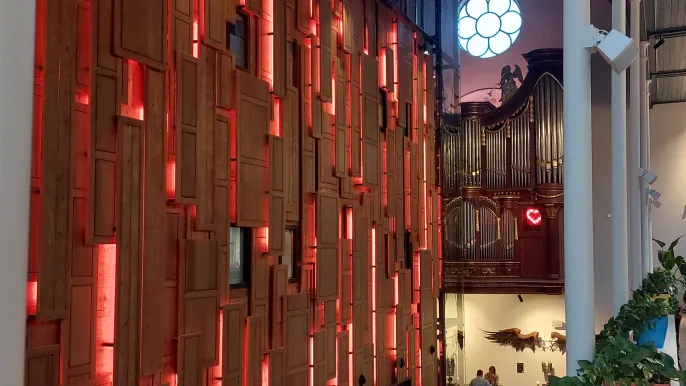 Umfunktoinierte Kirche_Restaurant Bunk in Gouda_zvg Isabella Schmidt - Kopie (Foto: Isabella Schmidt (bearbeitet KO)) Umfunktoinierte Kirche_Restaurant Bunk in Gouda_zvg Isabella Schmidt - Kopie (Foto: Isabella Schmidt (bearbeitet KO))